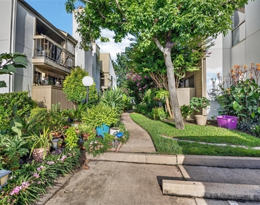 10053 Westpark Drive - Photo Thumbnail 25