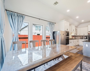 2106 Stargrass Drive - Photo Thumbnail 20