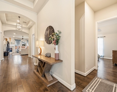 2106 Stargrass Drive - Photo Thumbnail 8