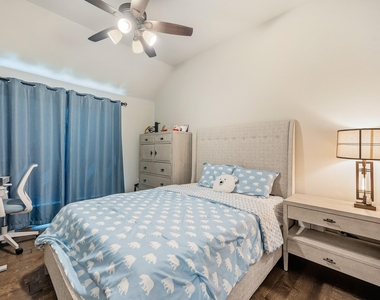 2106 Stargrass Drive - Photo Thumbnail 37