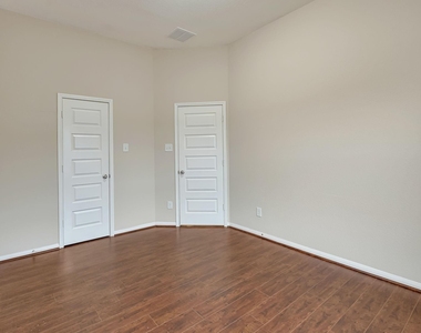 17602 Stamford Oaks Drive - Photo Thumbnail 24
