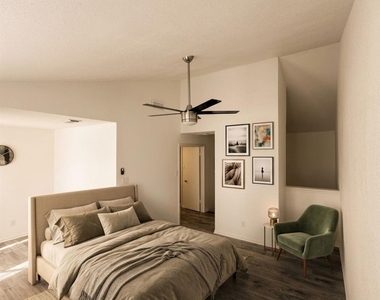 2121 El Paseo Street - Photo Thumbnail 16