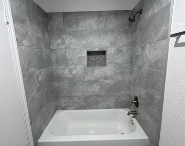2121 El Paseo Street - Photo Thumbnail 24