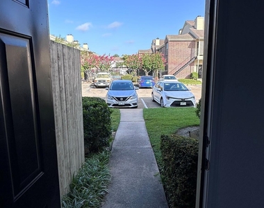 2121 El Paseo Street - Photo Thumbnail 29