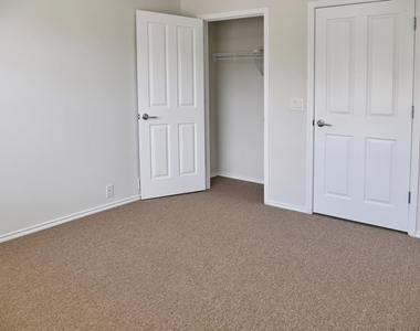 13600 Breton Ridge Street - Photo Thumbnail 29