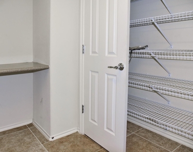 13600 Breton Ridge Street - Photo Thumbnail 7