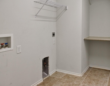 13600 Breton Ridge Street - Photo Thumbnail 6