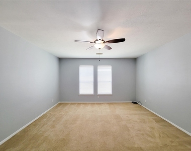 7506 Boxwood Ridge Lane - Photo Thumbnail 38
