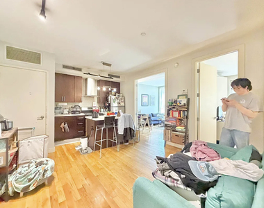 33 Fayette Street - Photo Thumbnail 3