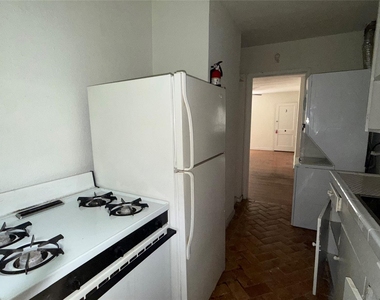 1842 W Main Street - Photo Thumbnail 6