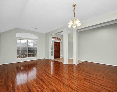 1103 Lake Shore Drive - Photo Thumbnail 1