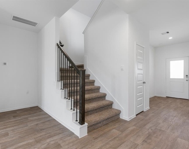 7319 Audubon Russet Drive - Photo Thumbnail 4