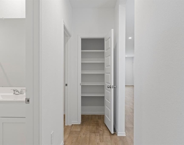 7319 Audubon Russet Drive - Photo Thumbnail 8