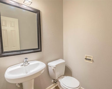 20926 Hamlet Ridge Lane - Photo Thumbnail 14