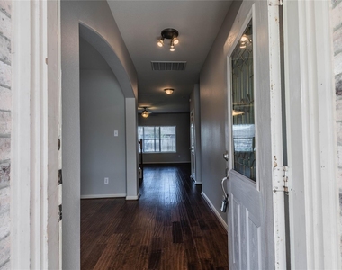 20926 Hamlet Ridge Lane - Photo Thumbnail 1