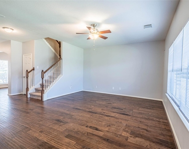 20926 Hamlet Ridge Lane - Photo Thumbnail 3