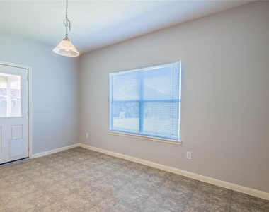 20926 Hamlet Ridge Lane - Photo Thumbnail 6