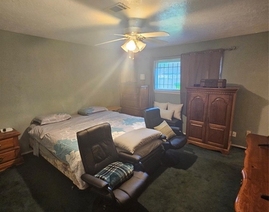 15206 Flamingo Park - Photo Thumbnail 7