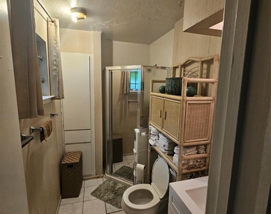 15206 Flamingo Park - Photo Thumbnail 8
