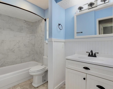 13314 Ravensway Drive - Photo Thumbnail 3