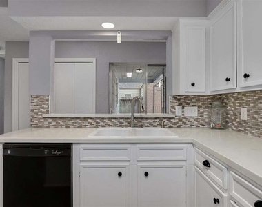 13314 Ravensway Drive - Photo Thumbnail 7
