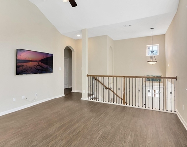 222 Cheswood Forest - Photo Thumbnail 17
