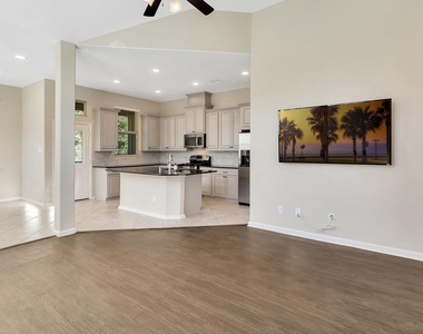 222 Cheswood Forest - Photo Thumbnail 16