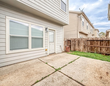 23814 Single Oak Street - Photo Thumbnail 7