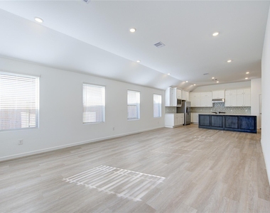 30347 Tall Fescue Drive - Photo Thumbnail 24