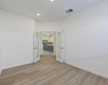 30347 Tall Fescue Drive - Photo Thumbnail 14