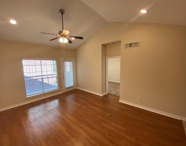 1919 Post Oak Park Dr Drive - Photo Thumbnail 1