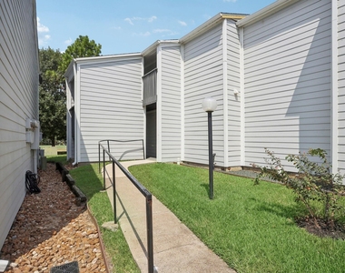 13151 Walden Road - Photo Thumbnail 15