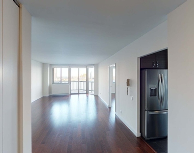 401 E 34th St - Photo Thumbnail 1