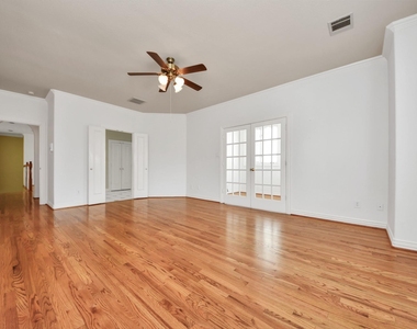 605 W Polk Street - Photo Thumbnail 24