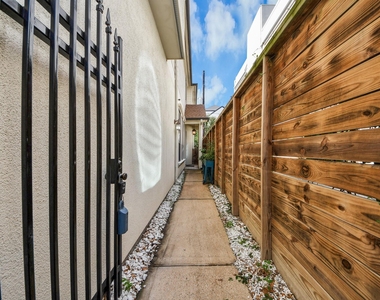 605 W Polk Street - Photo Thumbnail 6