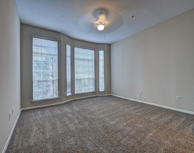 1919 Post Oak Park Drive - Photo Thumbnail 11