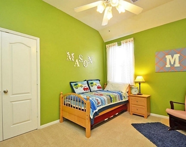 24562 Carlton Springs Lane - Photo Thumbnail 15