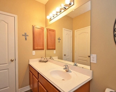 24562 Carlton Springs Lane - Photo Thumbnail 18