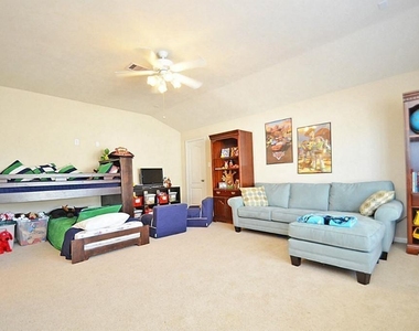 24562 Carlton Springs Lane - Photo Thumbnail 10