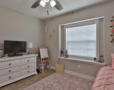 13202 Cardin Street - Photo Thumbnail 18