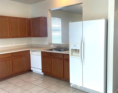 23623 Twisting Falls Drive - Photo Thumbnail 18