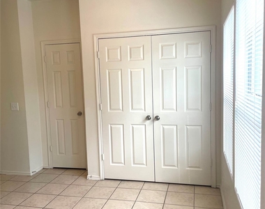 23623 Twisting Falls Drive - Photo Thumbnail 13