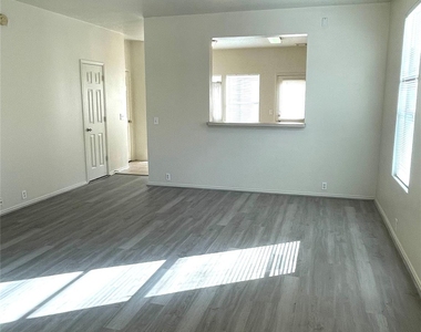 23623 Twisting Falls Drive - Photo Thumbnail 11