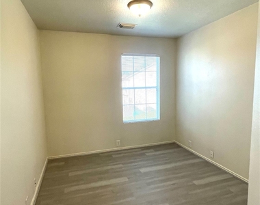 23623 Twisting Falls Drive - Photo Thumbnail 35
