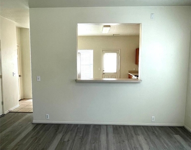 23623 Twisting Falls Drive - Photo Thumbnail 12