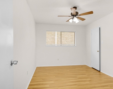 11426 Sageperry Drive - Photo Thumbnail 20