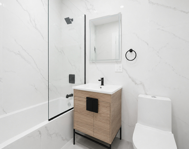 217 South 4th Street - Photo Thumbnail 5