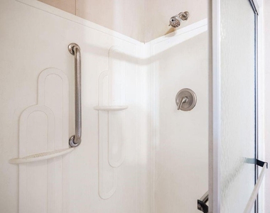30627 Vilma Lane - Photo Thumbnail 5
