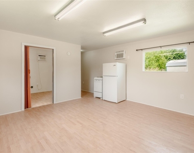 2094 S Robb Street - Photo Thumbnail 6