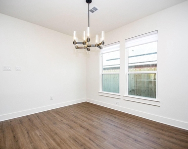 4101 Victoria Avenue - Photo Thumbnail 17